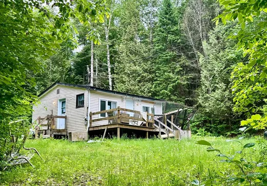 House for sale - 202 Ch. de la Rivière-Rouge, Harrington, J8G 2S6