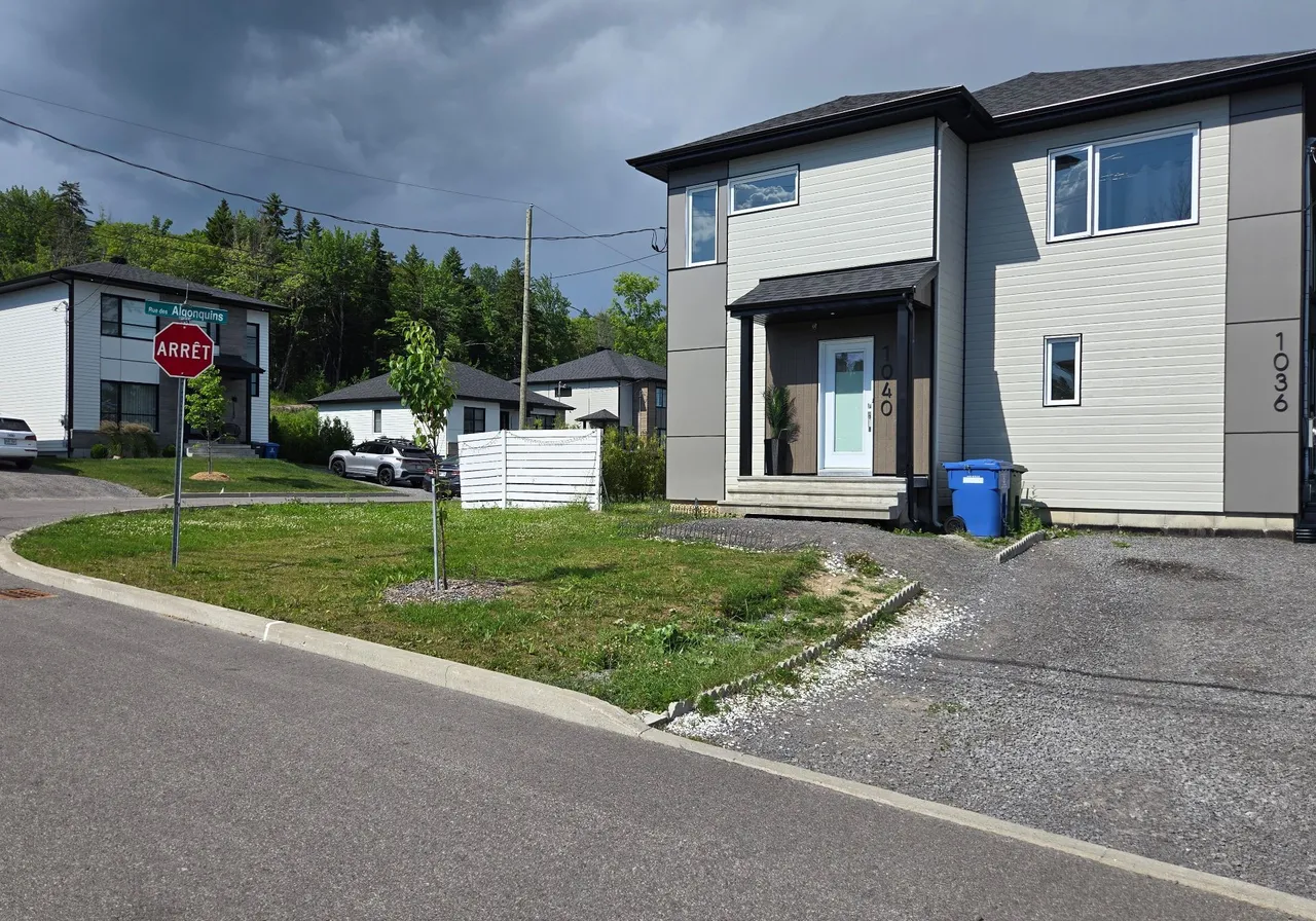 1040 Rue Ulysse-Ste-Marie — photo 2