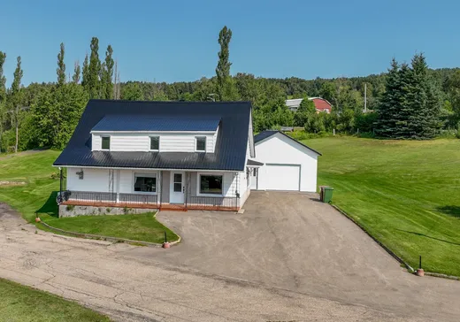 Maison à étages à vendre - 70 Rue du Gros-Ruisseau, La Malbaie, G5A0A9