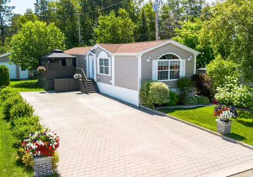 Maison à étages à vendre - 231 Rue du Cuivre, Val-d'Or, J9P0B3