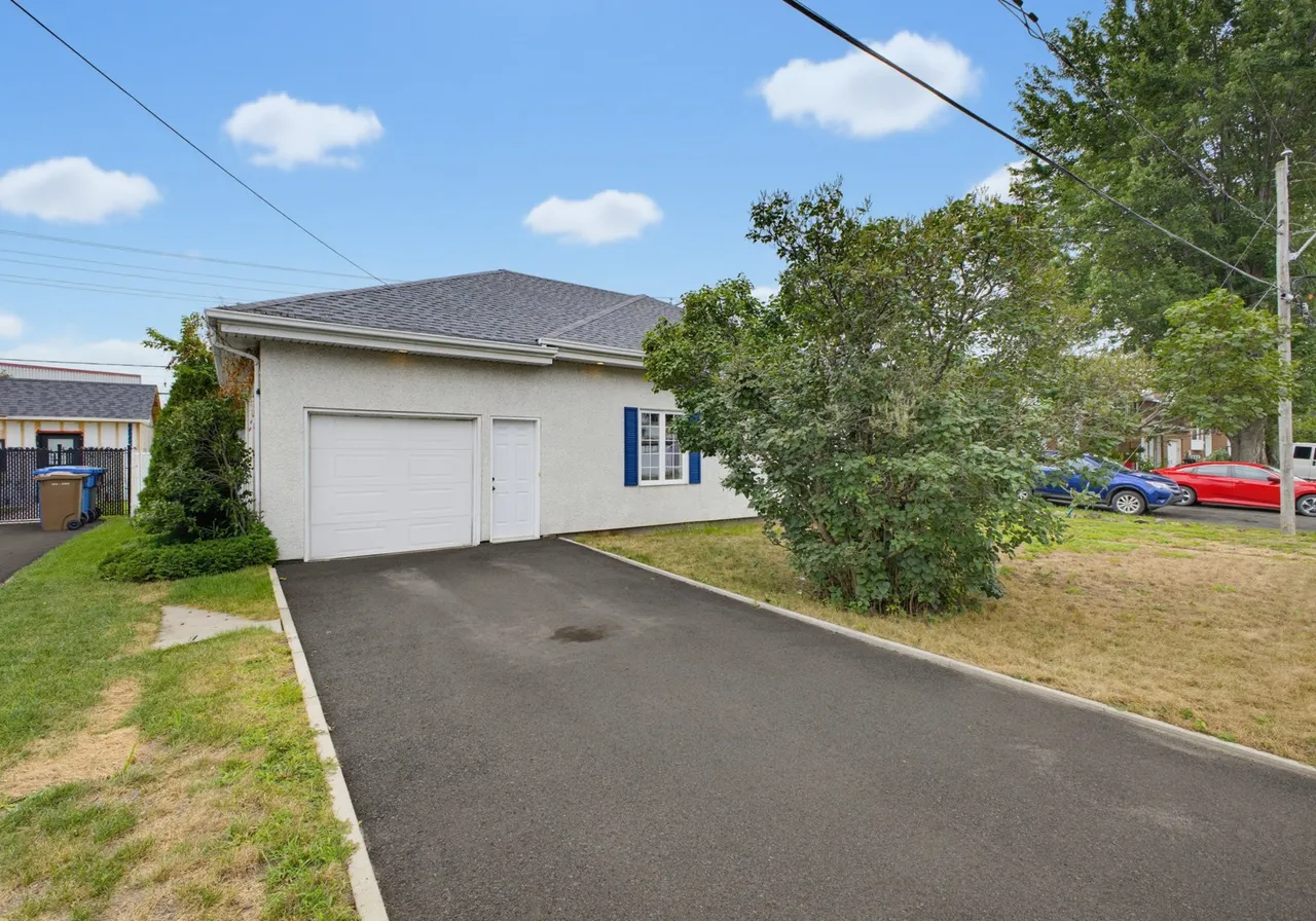 1215 Rue Sarrazin — photo 2