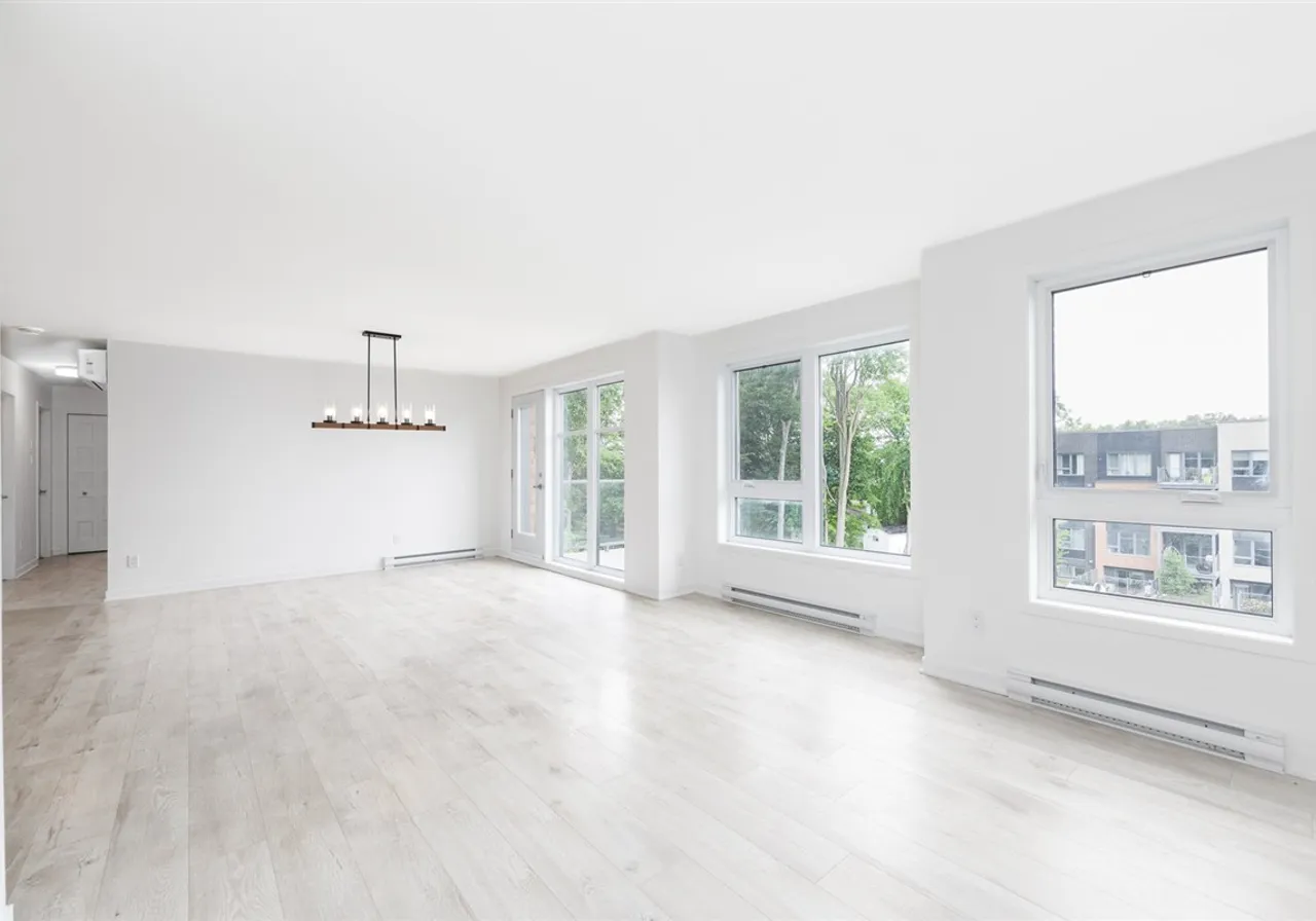 270 Rue de l'Harmonie, App. 402 — photo 1