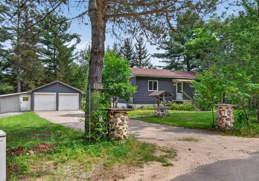 Maison à vendre - 819 Ch. du Lac-Macaza, Labelle, J0T 1R0