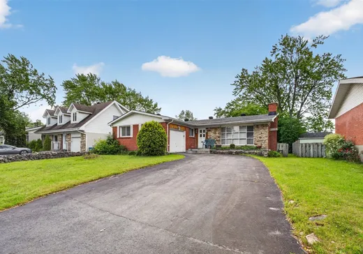 Bungalow à vendre - 314 Rue West Acres, Montréal (Centreville), H9G1V1