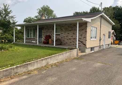Maison à étages à vendre - 1045 Côte St-Jean, Saint-Roch-de-Richelieu, J0L2M0
