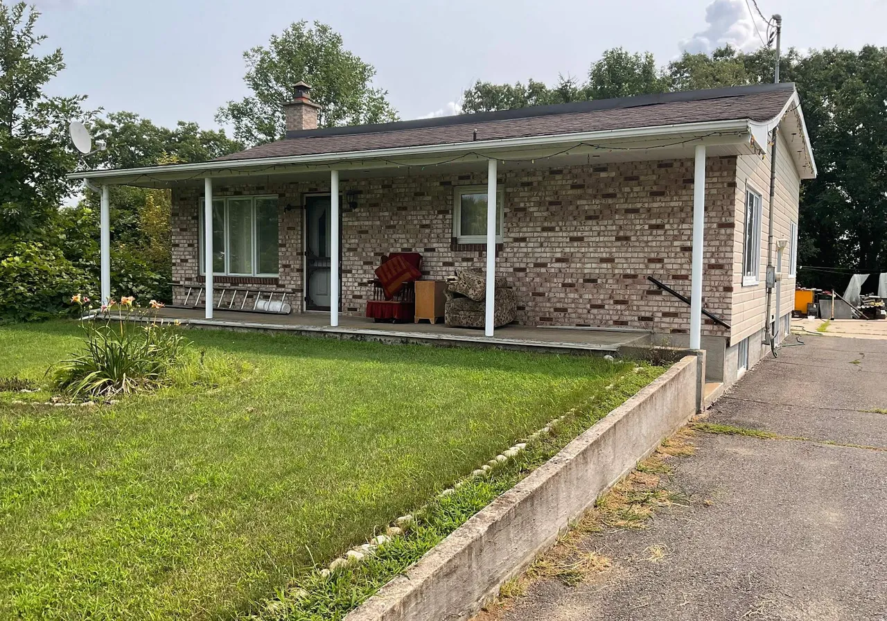 1045 Côte St-Jean — photo 2