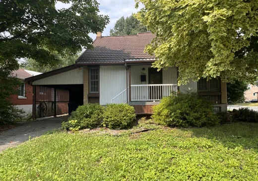 House for sale - 780 Rue Green, Saint-Lambert, J4P 1W2