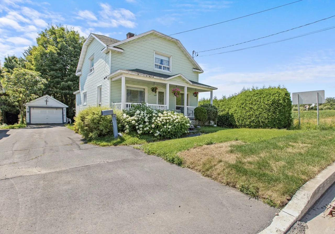 530 Av. Principale — photo 1