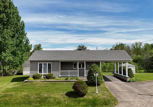 House for sale - 602 Route du Canton, Brownsburg-Chatham, J8G 1P8