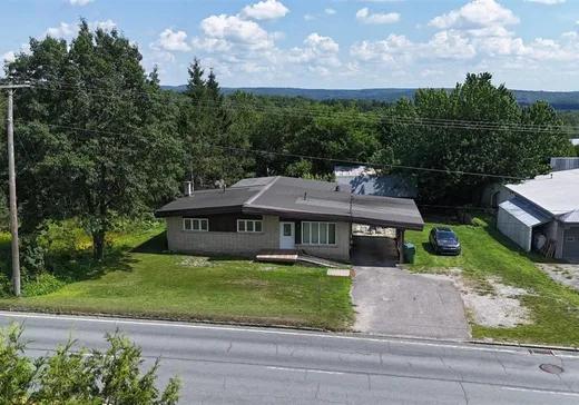House for sale - 122 Route 116, Pointe-Claire (Montreal Island), J0B 2H0
