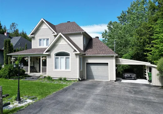 Maison à vendre - 527 Av. des Dômes, Magog, J1X 7S4