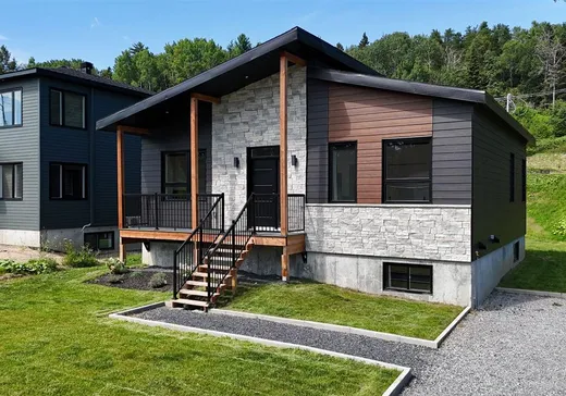 House for sale - 540 Boul. Kane, La Malbaie, G5A 1L1
