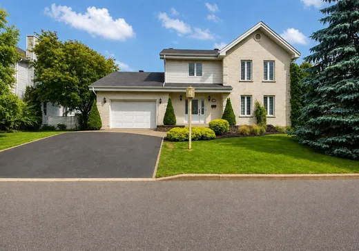 Two or more stories for sale - 1520 Rue Amélie, Drummondville, J2C7J2