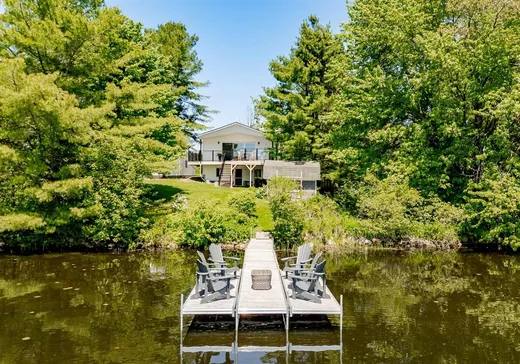 Bungalow à vendre - 375 Rue des Sapins, Ste-Catherine-De-Hatley, J0B1W0