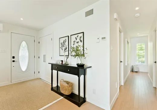 Maison à vendre - 375 Rue des Sapins, Ste-Catherine-De-Hatley, J0B 1W0