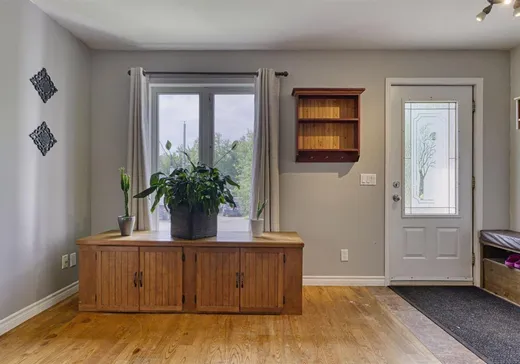 Maison à vendre - 351 Rue St-Jacques E., Magog, J1X 6C8