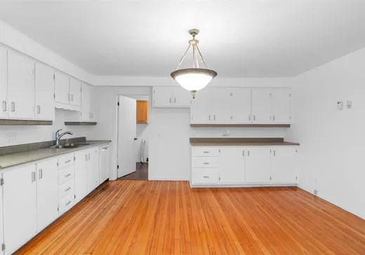 Maison à vendre - 8018 Ch. de St-Élie, Sherbrooke, J1R 0C4