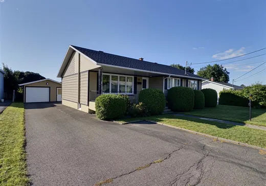 Bungalow à vendre - 18 Rue Charles, Rivière-du-Loup, G5R2J8