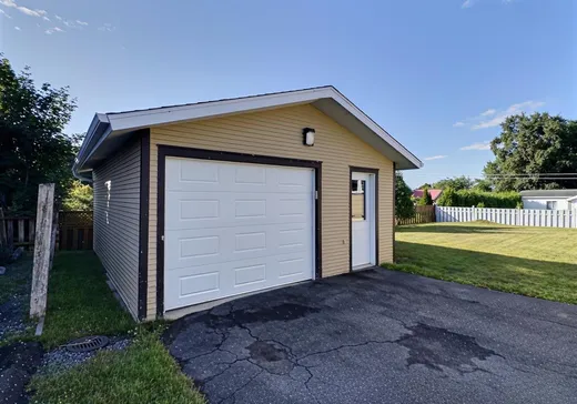 Maison à vendre - 18 Rue Charles, Rivière-du-Loup, G5R 2J8