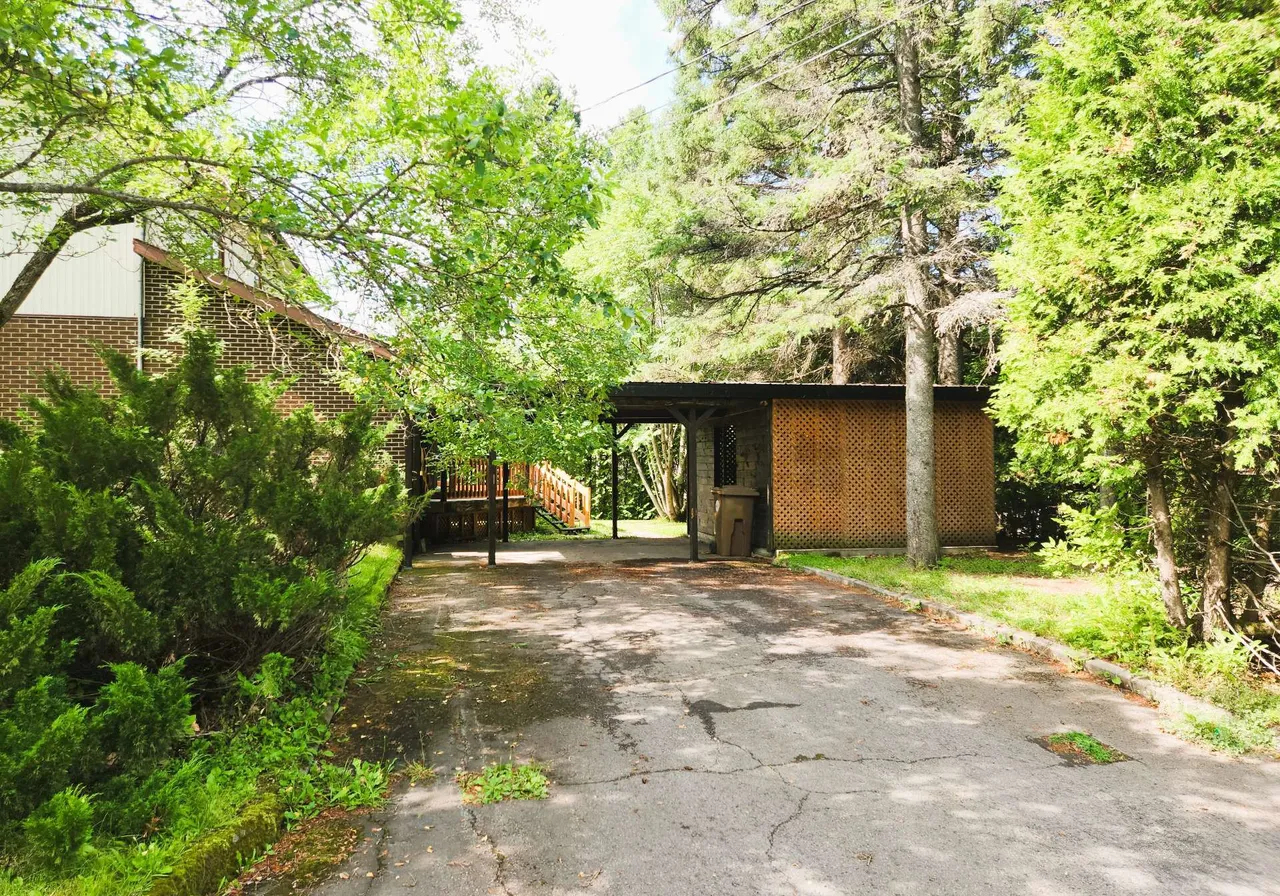 156 Av. Gaétan-Archambault — photo 3