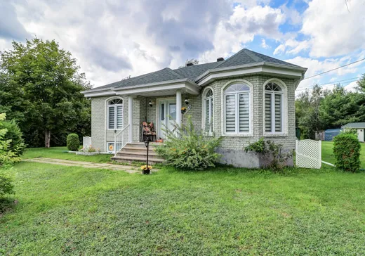Maison à vendre - 1308 Rue des Champs, Prévost, J0R 1T0