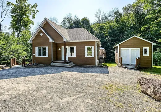 House for sale - 184Z-184AZ Ch. des Cèdres, Ste-Anne-Des-Lacs, J0R 1B0