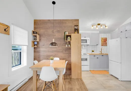 Maison à vendre - 47 Rue Maurice-Aveline, Sainte-Adèle, J8B 2M8
