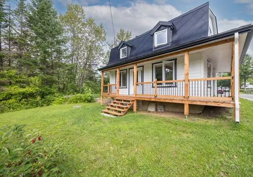 Maison à vendre - 1 Rue St-Louis, Sainte-Brigitte-de-Laval, G0A 3K0