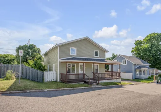 Maison à vendre - 56 Rue Albert-Trudel, Ville de Québec, G2A 2S1