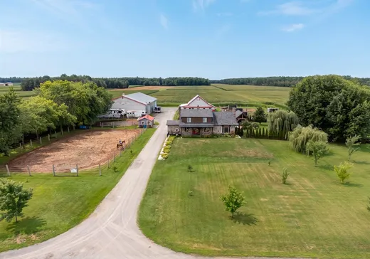 Fermette à vendre - 1435 Route 122, St-Germain-De-Grantham, J0C1K0