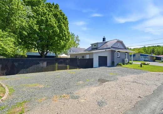 Maison à vendre - 1397 Route 116, Danville, J0A 1A0