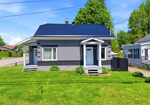 Maison à vendre - 1397 Route 116, Danville, J0A 1A0