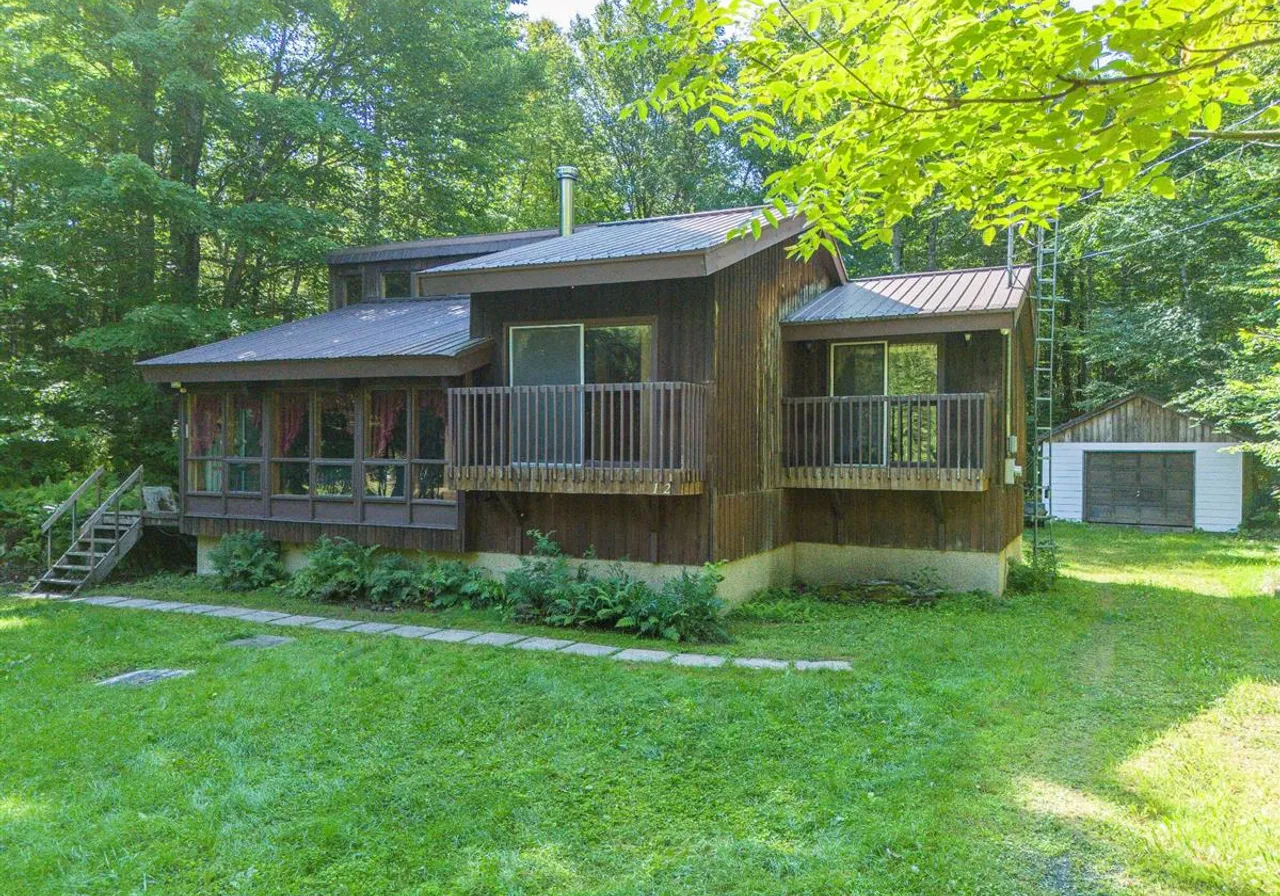 12 Ch. Andrew-Galvin — photo 2