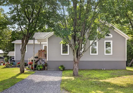 Bungalow à vendre - 18 Rue des Goélands, Drummondville, J2A2C2