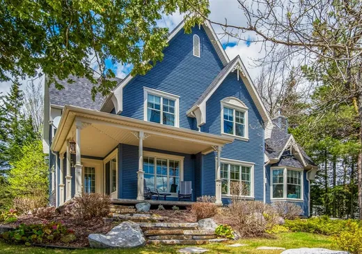 Maison à vendre - 260 Ch. du Lac-des-Trois-Milles N., Ste-Cecile-De-Whitton, G0Y 1J0