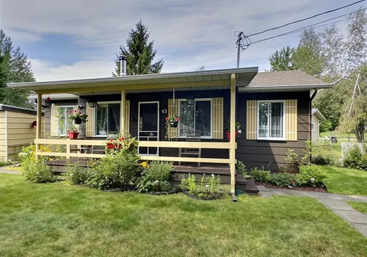 Bungalow for sale - 43 Rue des Trois-Lacs, Plessisville, G6L5J4