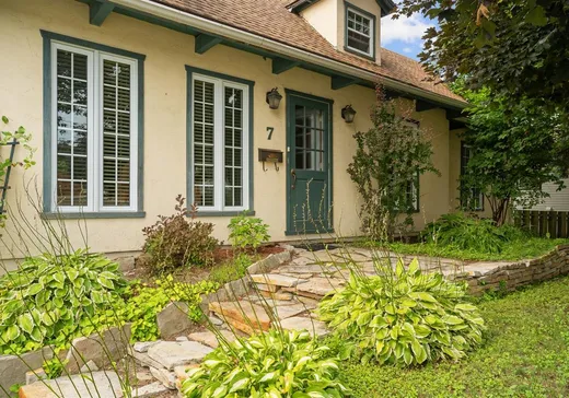 Maison à vendre - 7 Rue St-Christophe, Saint-Jérôme, J7Y 3N5
