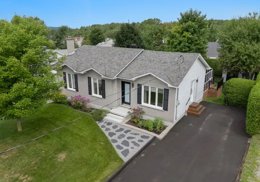 Maison à vendre - 2735 Rue Crépeau, Sherbrooke, J1E 3Y6