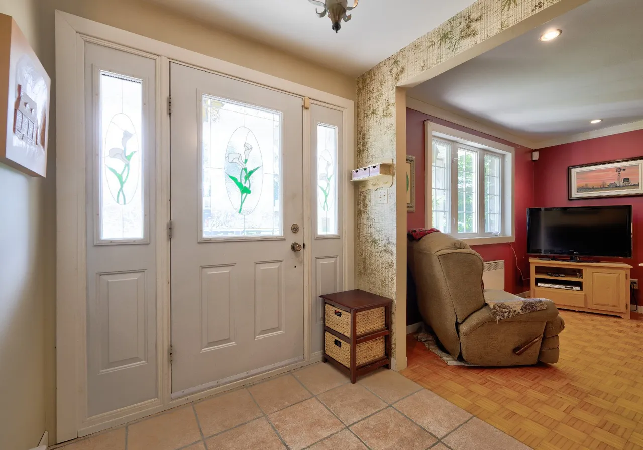 2410 Rue Marie-Jeanne-Lauzon — photo 3