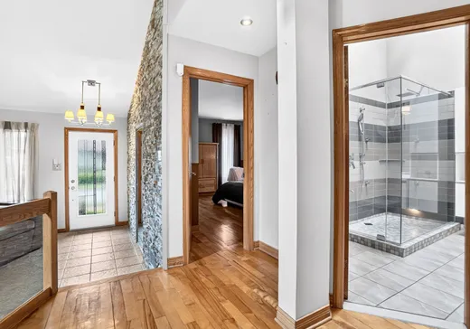 Maison à vendre - 300 Rue Ami-Soleil, Lavaltrie, J5T 2K6