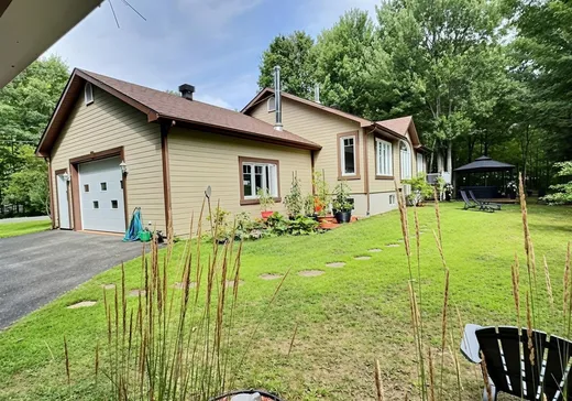 House for sale - 435 Rue du Bec-du-Canard, St-Nicephore, J2A 3E8