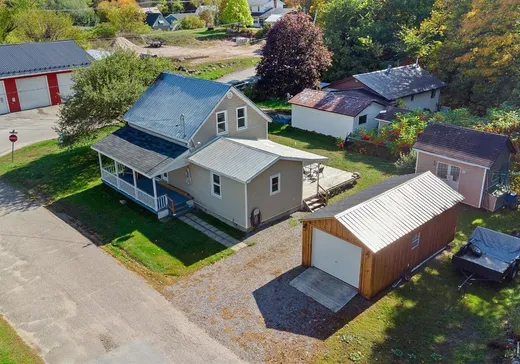House for sale - 346 Rue Stewart, Bryson, J0X 1H0
