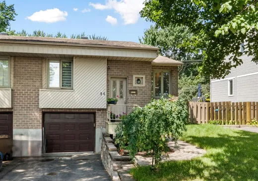 Bungalow à vendre - 94 Av. Jolliet, Candiac, J5R5P1