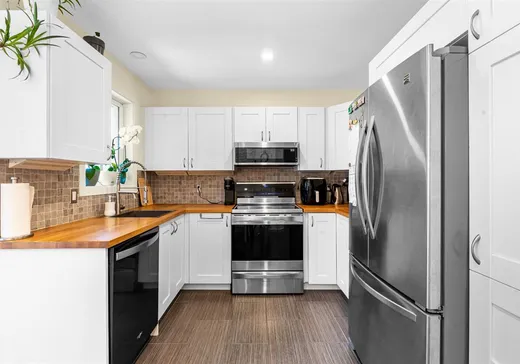Maison à vendre - 94 Av. Jolliet, Candiac, J5R 5P1