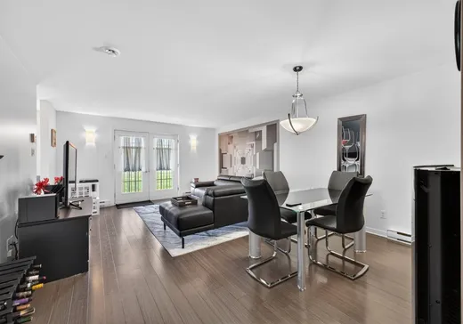 Condo à vendre - 13 Place du Marché, Deux-Montagnes, J0N 1M0