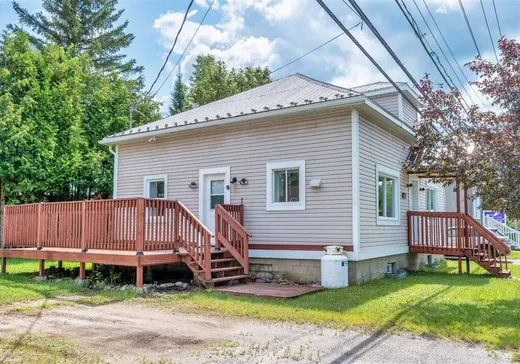 House for sale - 726 Rue l'Annonciation S., Rivière-Rouge, J0T 1T0