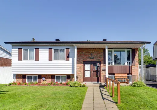 House for sale - 8415 Rue Marilyne, Laval (Saint-François), H7A 1G7