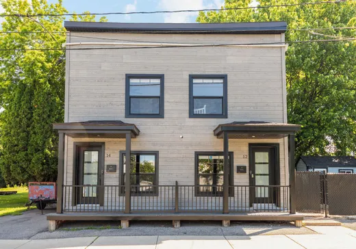 Maison à vendre - 12Z-14Z Rue St-Denis, Salaberry-de-Valleyfield, J6S 3V9