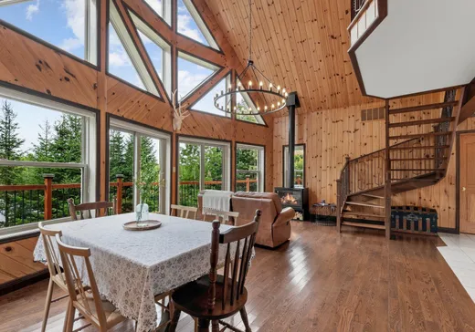 Maison à vendre - 140 Ch. du Lac-Riche, Saint-Damien, J0K 2E0