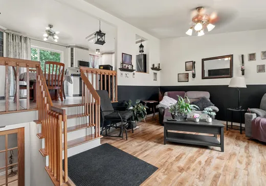 House for sale - 154 Av. des Pins, Lavaltrie, J5T 1S8